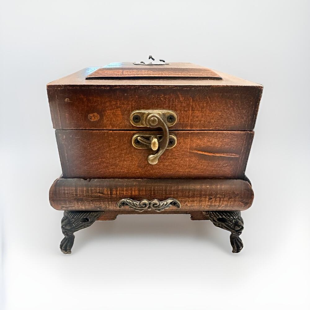 VTG Wooden Square Storage Chest Box Primitive Hand Crafted Claw Footed Jewelery